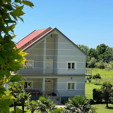 Guest house Horizont Baks-Rrjoll