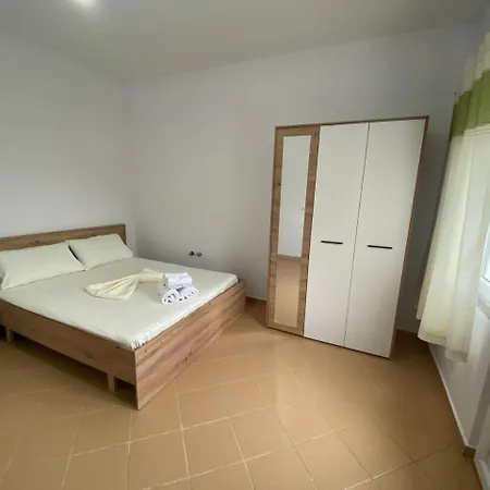 Guest house Horizont Baks-Rrjoll